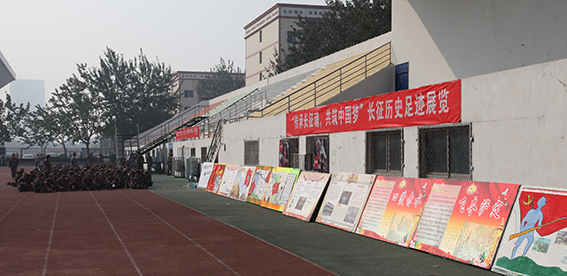 1展板展览.jpg